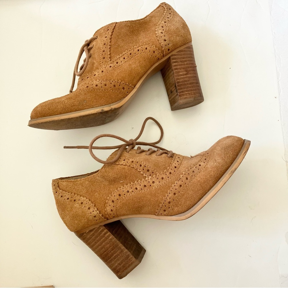 Steve Madden Oxford Heels